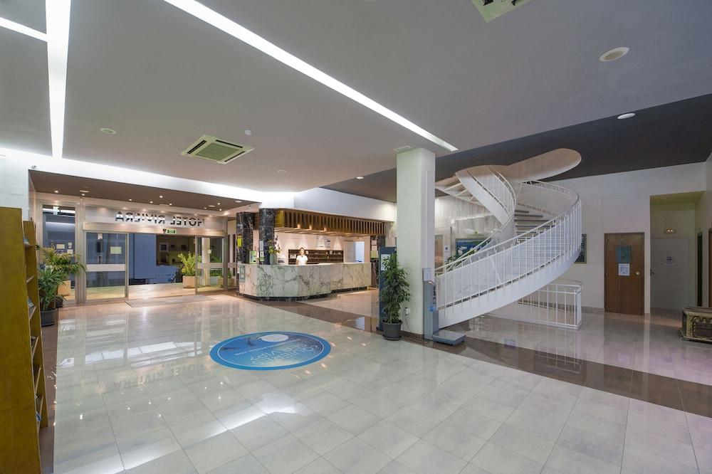 Hotel Vibra Riviera Сан-Антонио-Абад Экстерьер фото