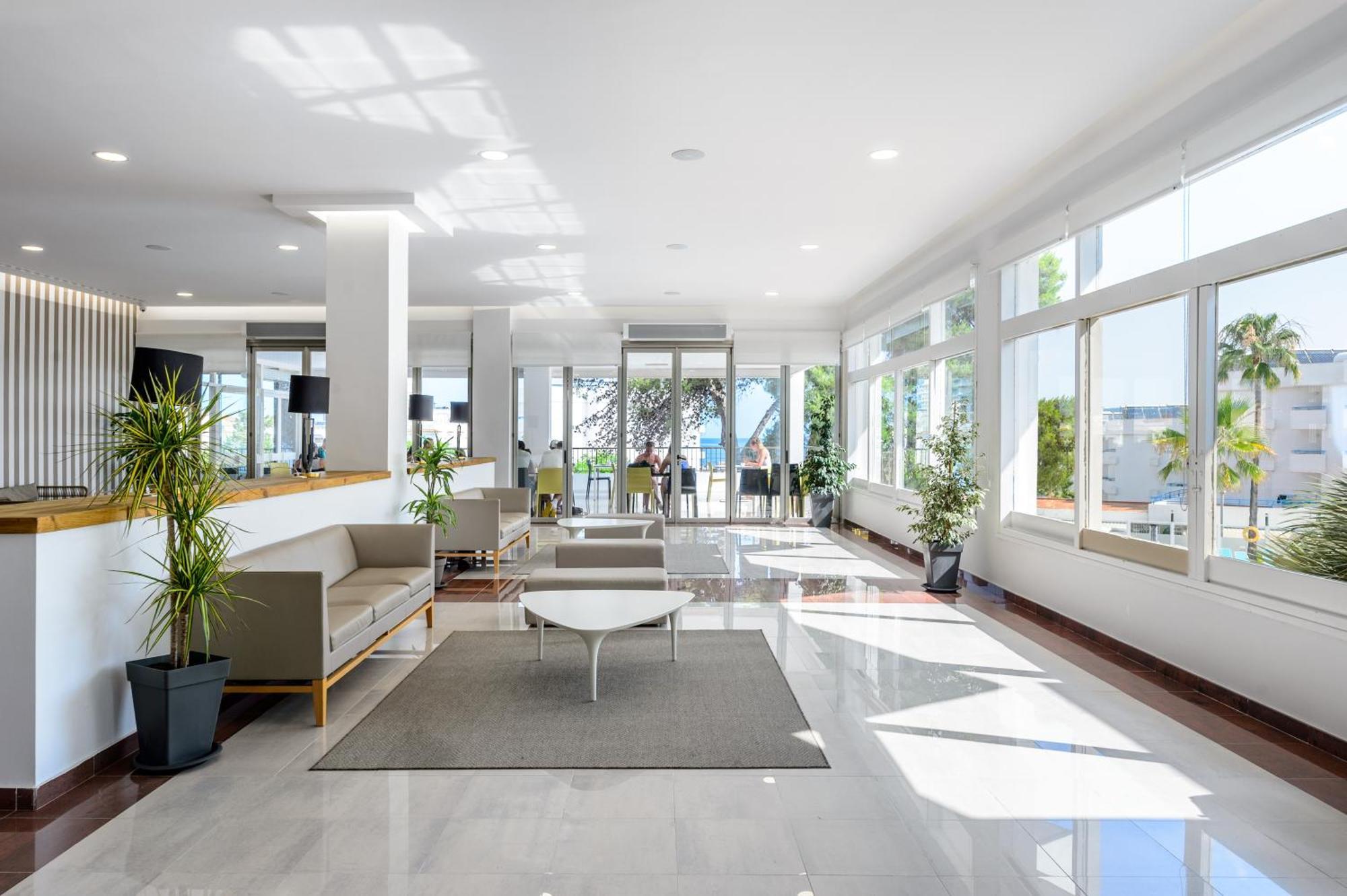 Hotel Vibra Riviera Сан-Антонио-Абад Экстерьер фото