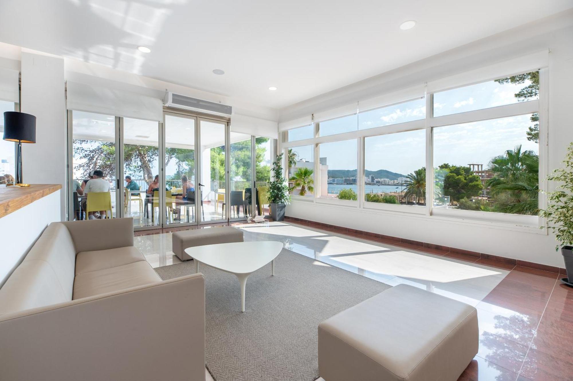 Hotel Vibra Riviera Сан-Антонио-Абад Экстерьер фото