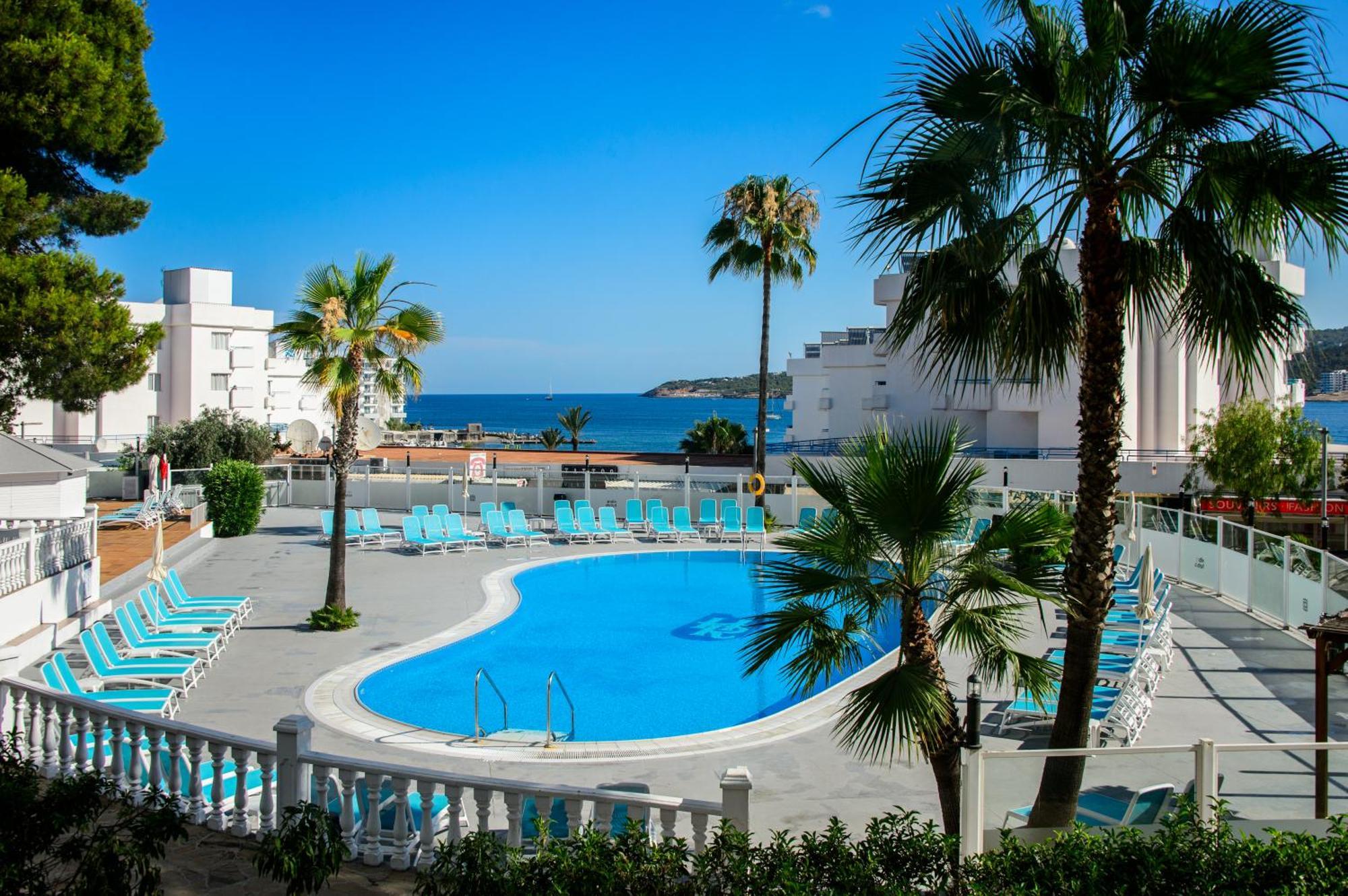 Hotel Vibra Riviera Сан-Антонио-Абад Экстерьер фото