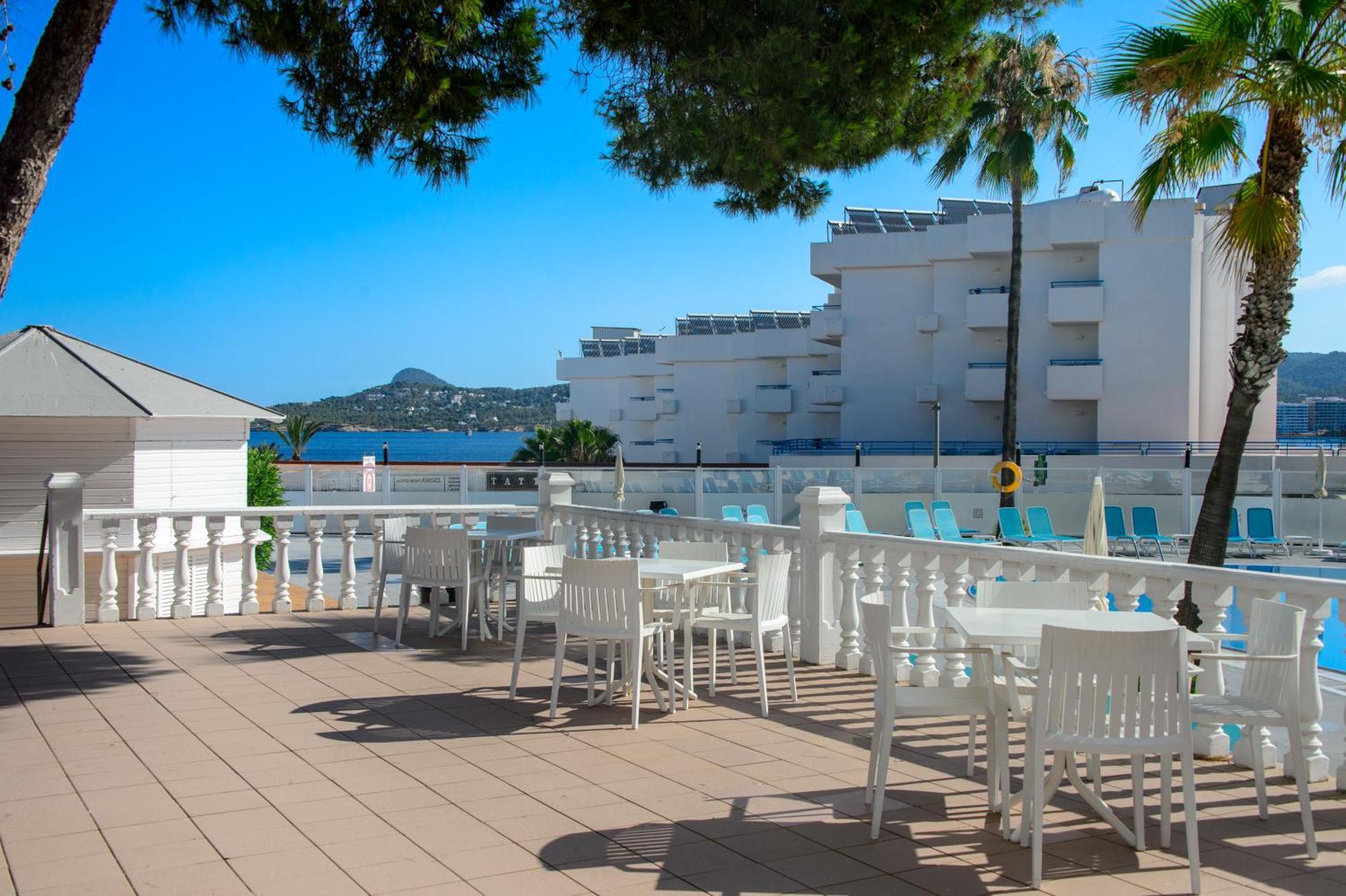 Hotel Vibra Riviera Сан-Антонио-Абад Экстерьер фото